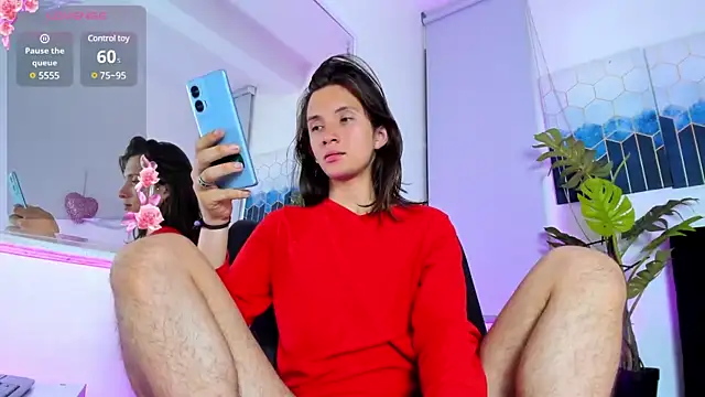 Snapshot of Feniix__ chatting on 03/06/25, 09:47 Feniix online show from 03/06/25, 09:47