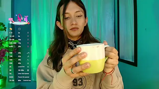 Snapshot of Feniix__ chatting on 02/13/26, 05:03 Feniix online show from 02/13/26, 05:03