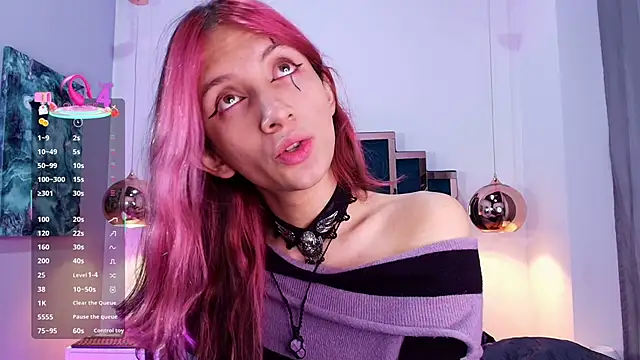 Snapshot of Feniix__ chatting on 04/15/26, 05:36 Feniix online show from 04/15/26, 05:36