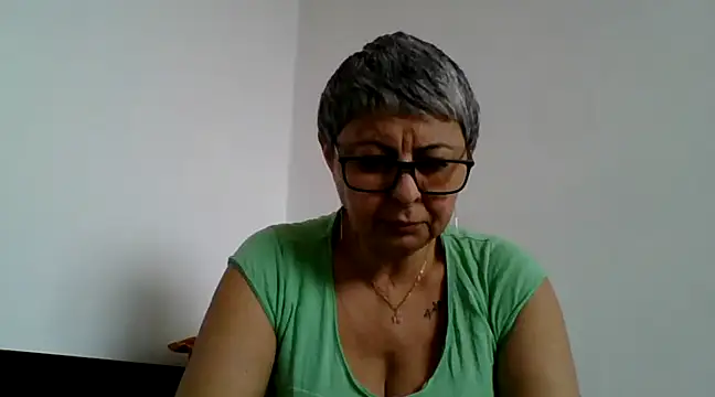 roseblak42 online show from 03/18/25, 09:31