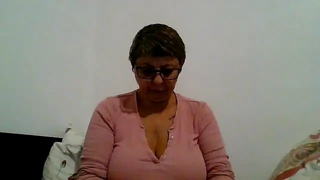 roseblak42 online show from 11/07/25, 03:45