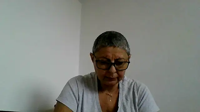 roseblak42 online show from 11/24/25, 11:21