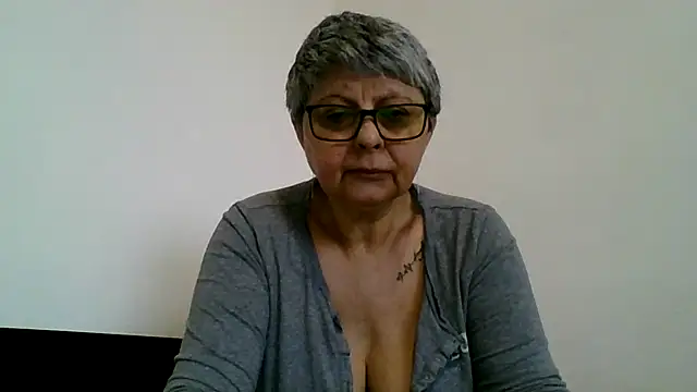 roseblak42 online show from 03/28/26, 07:30