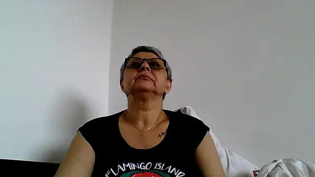 roseblak42 online show from 05/31/26, 11:39