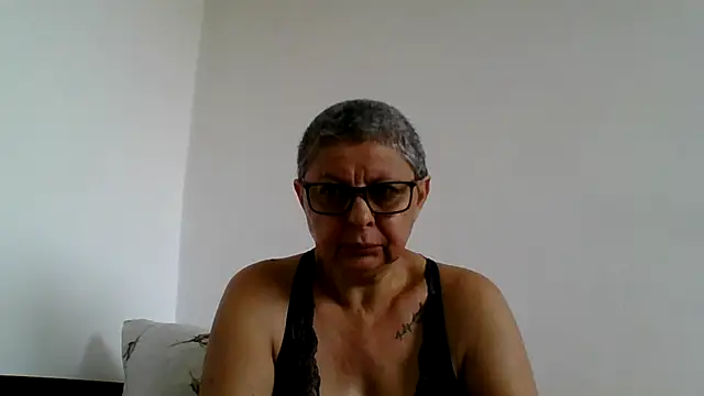 roseblak42 online show from 07/02/26, 03:51