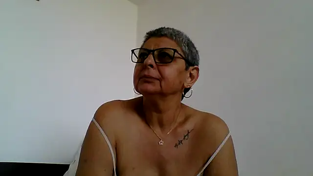roseblak42 online show from 07/14/26, 01:39