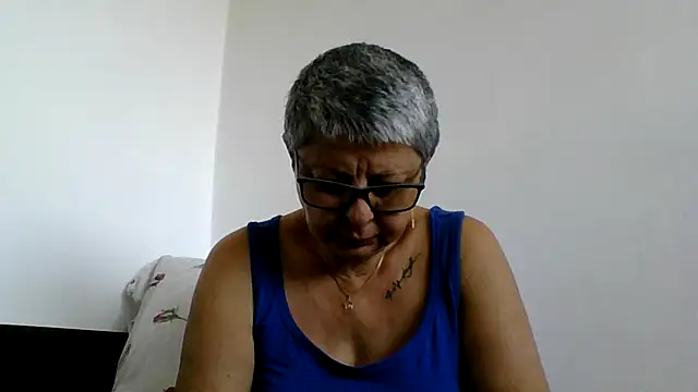 roseblak42 online show from 07/29/26, 09:29