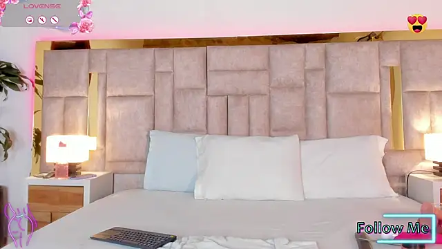 Snapshot of Miss_Abigail_ chatting on 03/01/25, 12:56 Miss Abigail online show from 03/01/25, 12:56