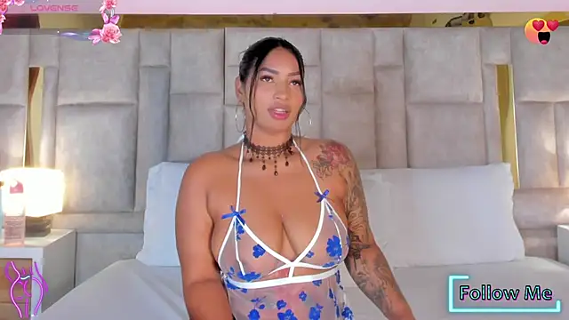 Snapshot of Miss_Abigail_ chatting on 03/19/25, 12:45 Miss Abigail online show from 03/19/25, 12:45