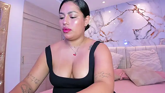 kiana cream online show from 01/07/26, 03:31