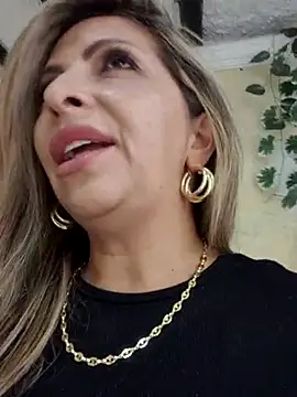  Abril-Office1 online show from 02/18/25, 07:41