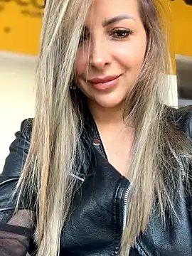  Abril-Office1 online show from 02/12/26, 03:18