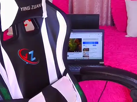 Pretty-shally online show from 09/29/25, 09:30