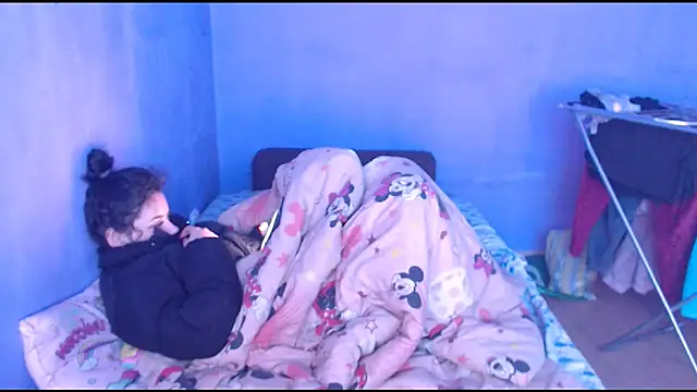 LovelyJulliette online show from 02/23/25, 10:39