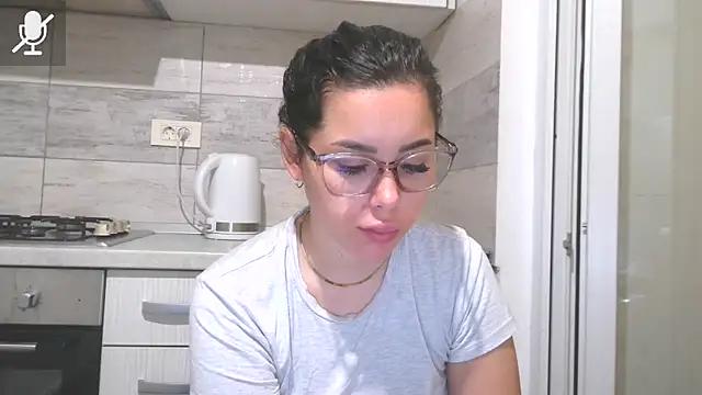 LovelyJulliette online show from 11/23/25, 02:28