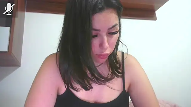 Snapshot of LovelyJulliette chatting on 03/18/26, 06:22 LovelyJulliette online show from 03/18/26, 06:22