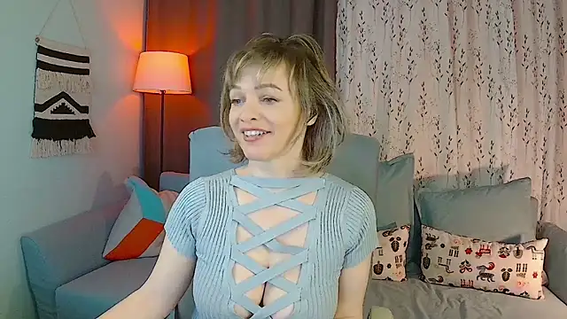 Snapshot of NandiSmile chatting on 04/03/26, 07:39 NandiSmile online show from 04/03/26, 07:39