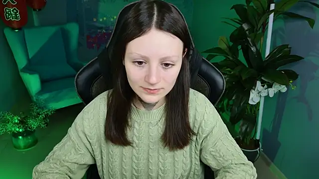 VeliraBraitberg online show from 12/13/24, 08:09