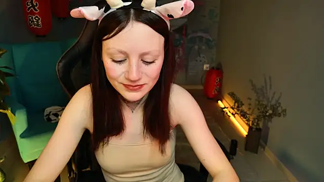 VeliraBraitberg online show from 12/20/24, 08:06