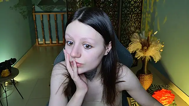 VeliraBraitberg online show from 12/21/24, 08:07