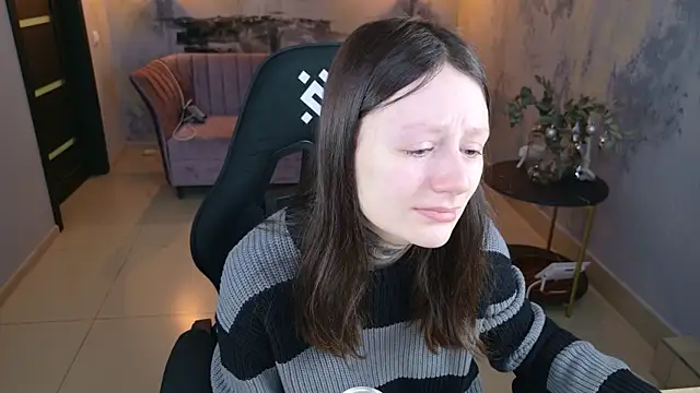 VeliraBraitberg online show from 12/26/24, 05:04