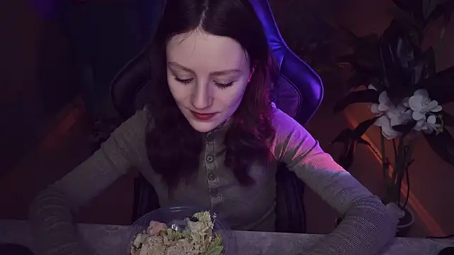 VeliraBraitberg online show from 02/07/25, 11:12