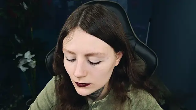 VeliraBraitberg online show from 02/28/25, 11:14