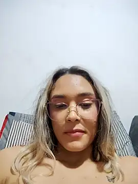 TaraaHot online show from 03/22/25, 04:45