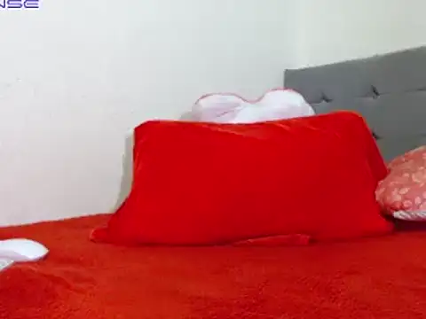 Snapshot of Gaby_cute_16 chatting on 01/31/25, 02:26 Gaby cute 16 online show from 01/31/25, 02:26