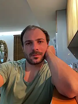 Adventurehotman online show from 02/06/25, 11:58