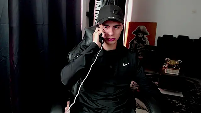 Stiven CL online show from 02/21/26, 02:40