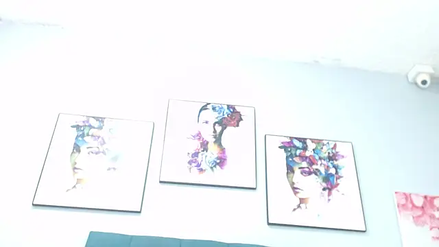 SofiaSexy  online show from 01/28/25, 07:00