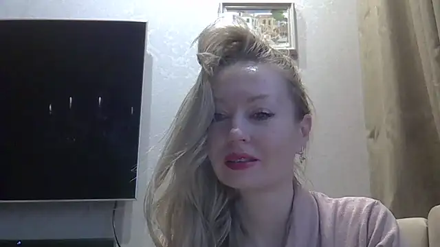 Snapshot of ZarinaSwift chatting on 02/19/25, 11:38 ZarinaSwift online show from 02/19/25, 11:38