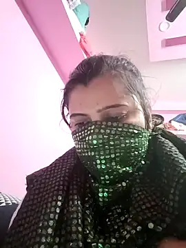 Snapshot of RESHMA_21 chatting on 12/31/24, 08:23 RESHMA 21 online show from 12/31/24, 08:23