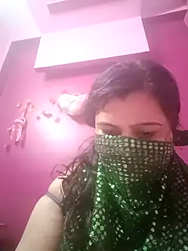 Snapshot of RESHMA_21 chatting on 01/08/25, 02:14 RESHMA 21 online show from 01/08/25, 02:14