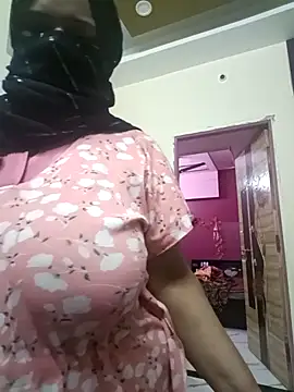 Snapshot of RESHMA_21 chatting on 02/05/25, 05:09 RESHMA 21 online show from 02/05/25, 05:09