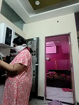 Snapshot of RESHMA_21 chatting on 03/01/25, 02:34 RESHMA 21 online show from 03/01/25, 02:34