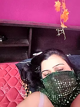 Snapshot of RESHMA_21 chatting on 03/06/25, 10:15 RESHMA 21 online show from 03/06/25, 10:15