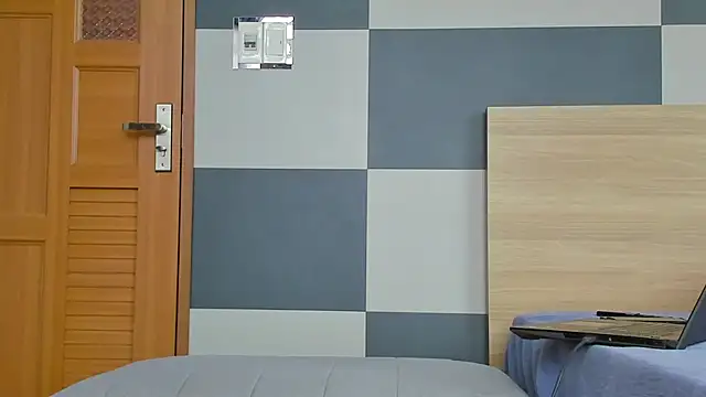 Snapshot of Kiera_Thomas chatting on 11/02/25, 04:37 Kiera Thomas online show from 11/02/25, 04:37