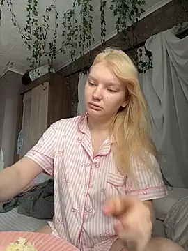 Snapshot of AmmyHot chatting on 03/12/26, 03:12 AmmyHot online show from 03/12/26, 03:12