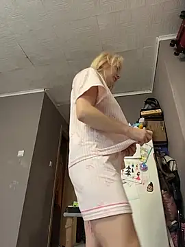 AmmyHot online show from 07/18/26, 04:05