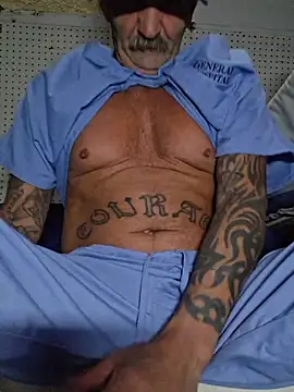 Hotbodyscottie online show from 03/23/26, 12:25