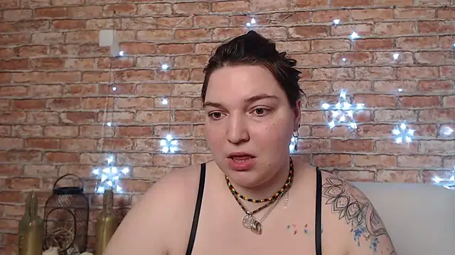 Amelia Kiss  online show from 03/11/25, 12:44