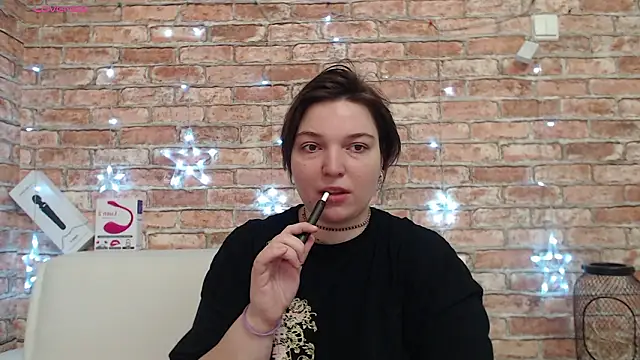 Amelia Kiss  online show from 02/26/26, 12:53