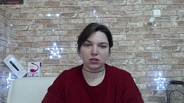 Amelia Kiss  online show from 03/04/26, 12:49