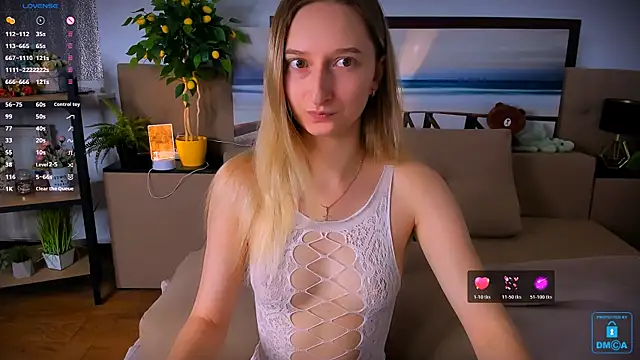  Ri na  online show from 10/25/25, 05:26