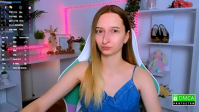  Ri na  online show from 11/30/25, 06:39