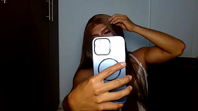 luisaqueenxxx online show from 01/14/26, 08:14