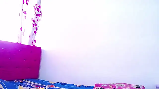 Snapshot of candy_dustano691 chatting on 09/27/25, 08:58 candy dustano691 online show from 09/27/25, 08:58