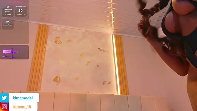 Snapshot of Kima1_ chatting on 11/10/25, 08:08 Kima1 online show from 11/10/25, 08:08